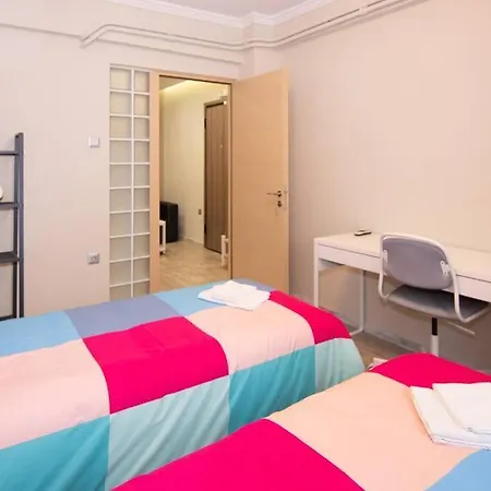 2 Bedroom Few Steps From Plaka Apartment