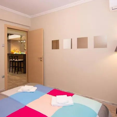 Apartment 2 Bedroom Few Steps From Plaka *