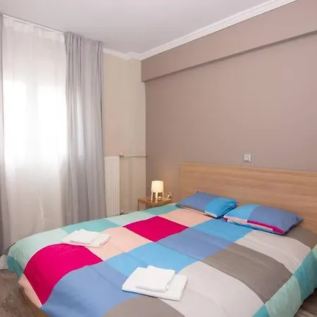 Apartment 2 Bedroom Few Steps From Plaka *